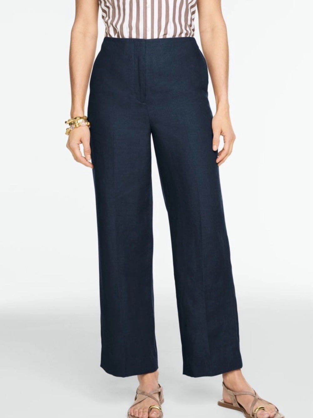 Talbots Dark wash Wide Leg Greenwich Jean pants size 10